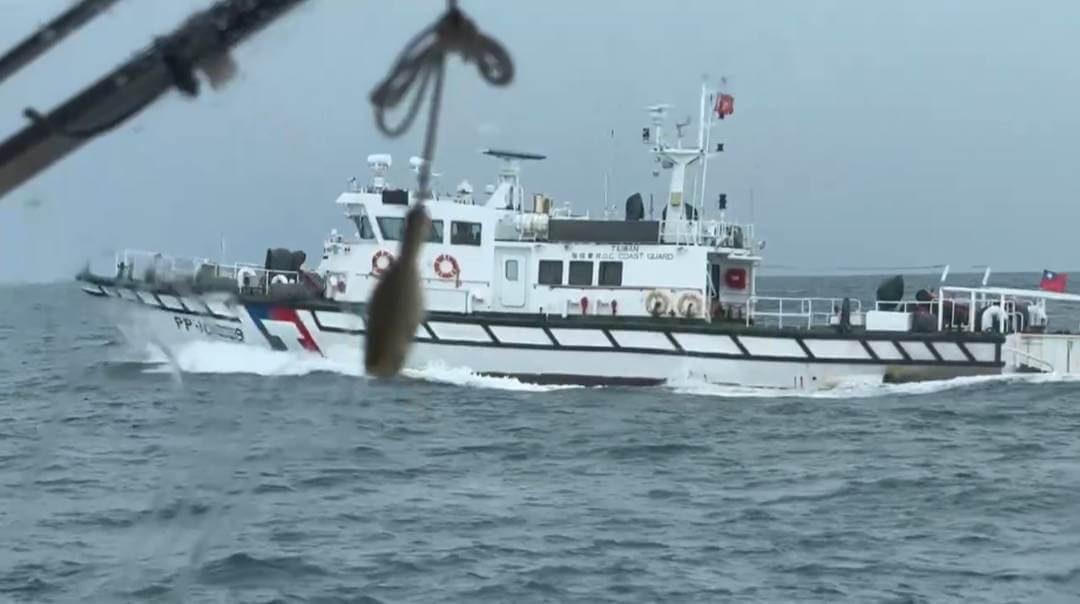 中國伏季休漁結束  大陸海警船侵擾金門水域   我海巡艇全程對應驅離