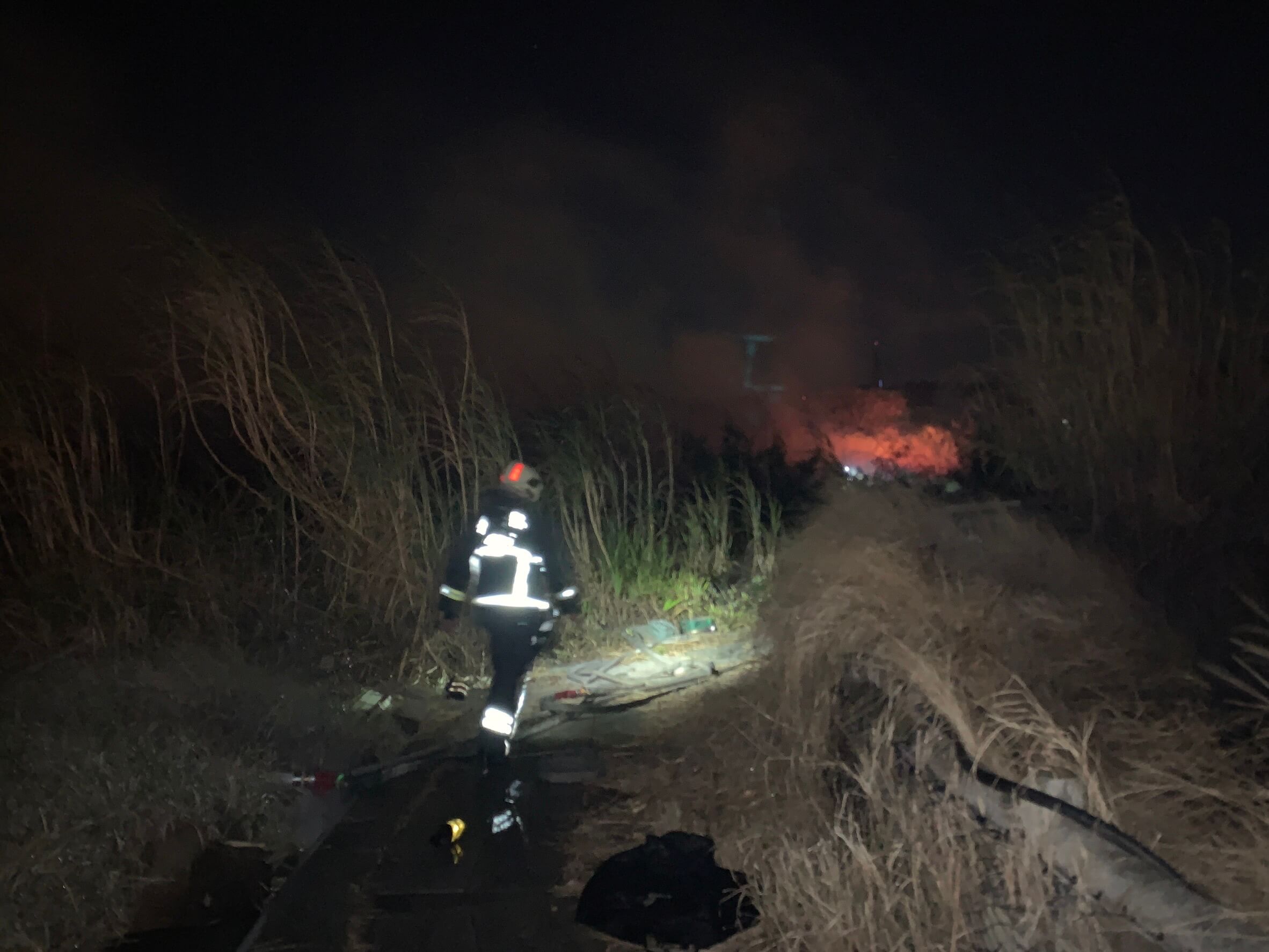 金門初一暗夜田野火警 消防局火速出勤