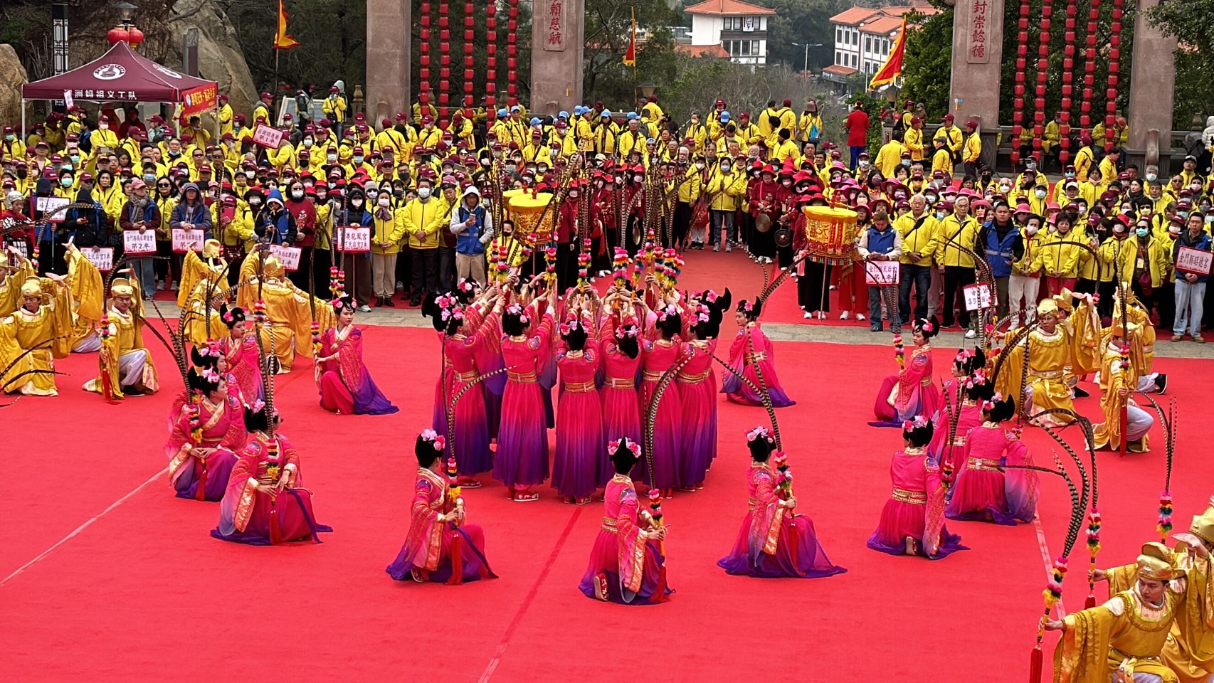 金門媽祖進香團850人擠爆文甲碼頭  洪允典:兩岸一家人